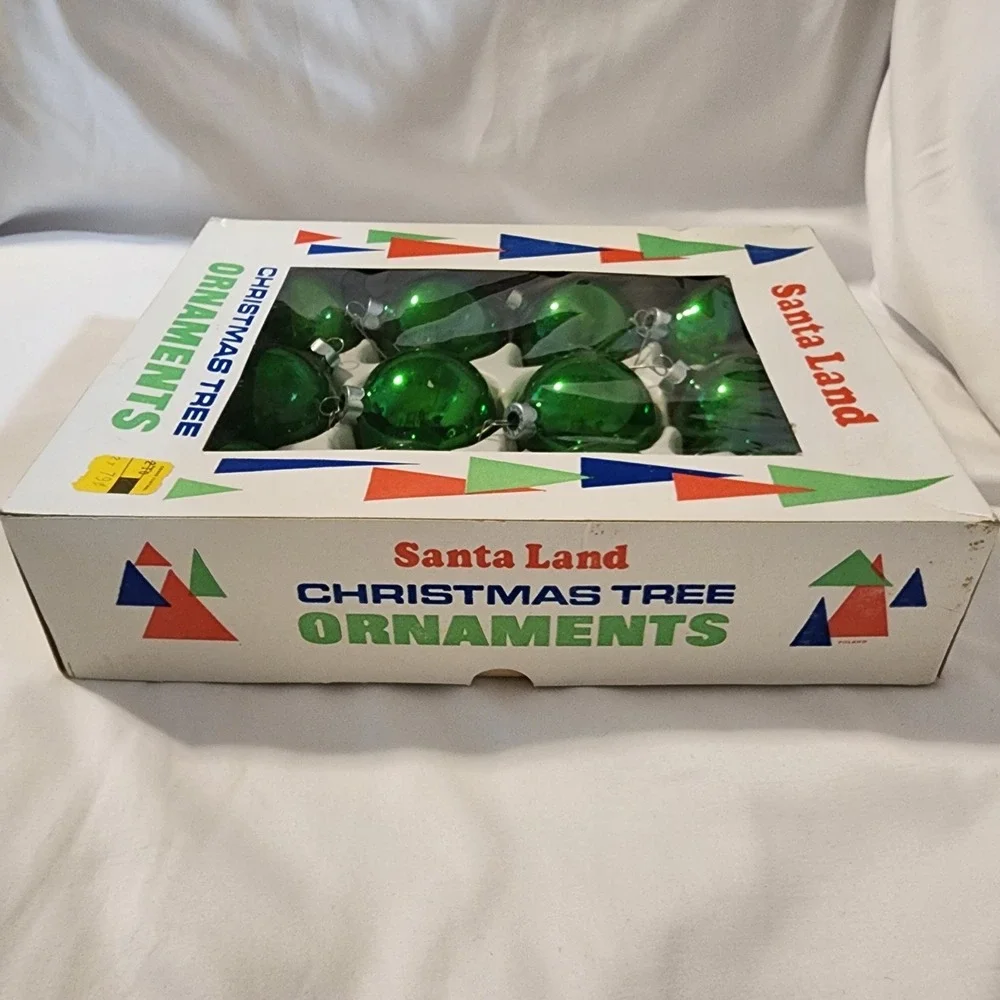 Christmas Tree Ornaments, glass balls, vintage, 12 in box, Santa Land‎ 1972